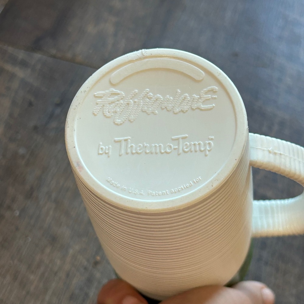 2 Vintage Thermo-Temp Raffiaware 6in Tall Mug Green Ivory Mallory Randall USA - Picture 4 of 6